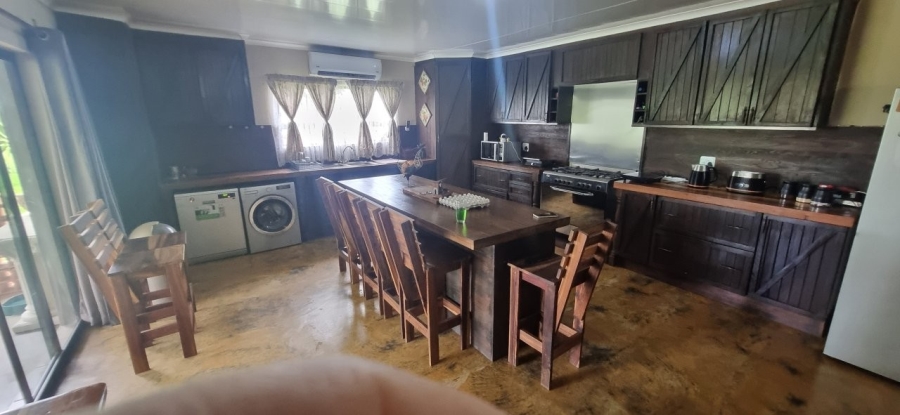 8 Bedroom Property for Sale in Brits Rural North West